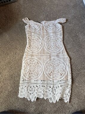 White Crochet Lace Off-Shoulder Bodycon Dress